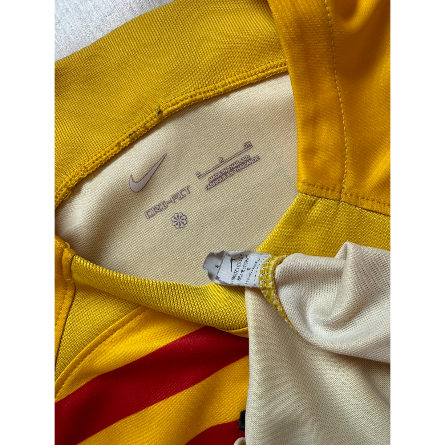 Robert Lewandowski 2023/2024 Fc Barcelona Fourth 4th Koszulka Piłkarska Kit Jersey